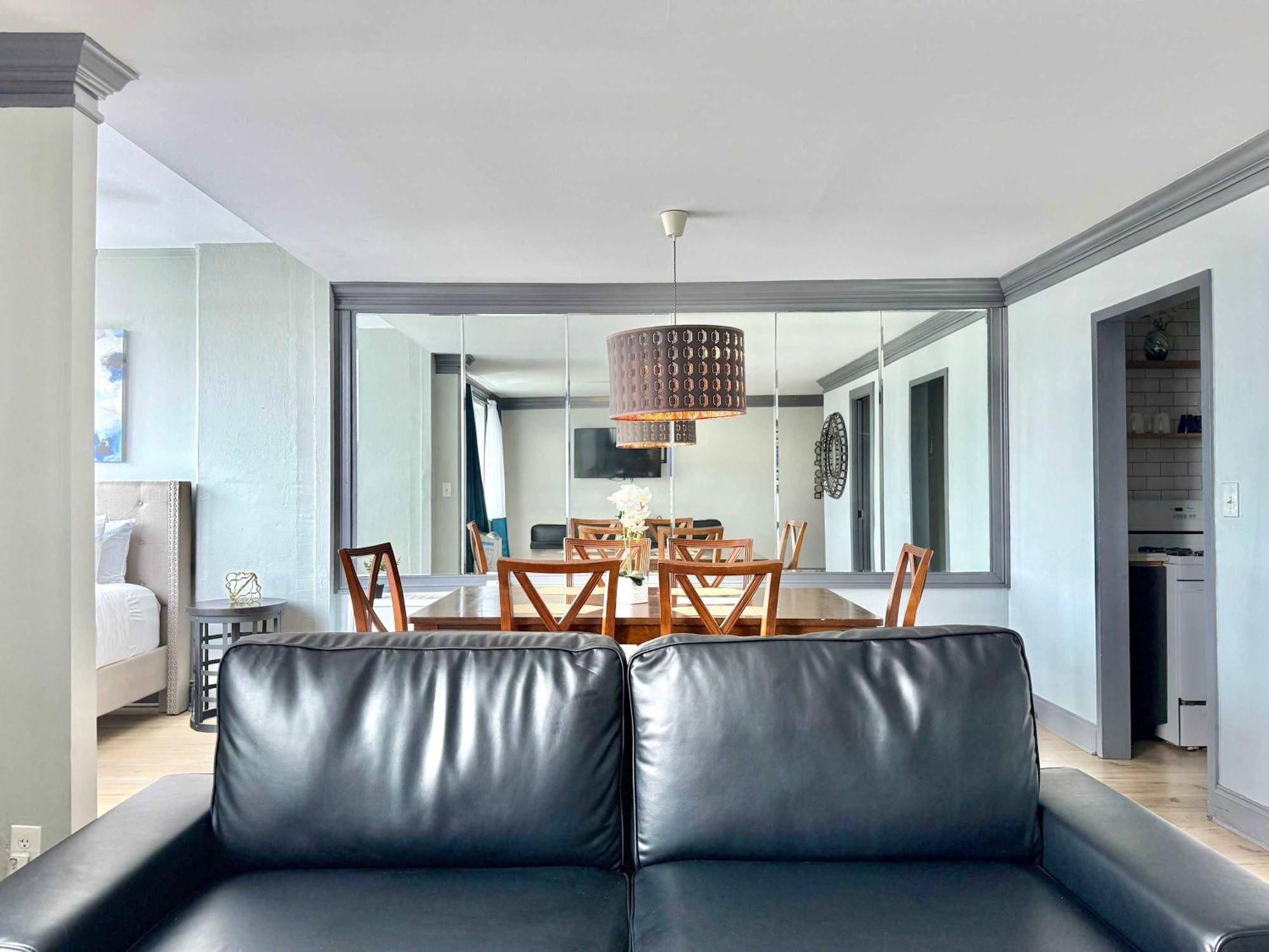 Downtown 24h Concierge 3 Bds 2br Onsite Parking Lm706 Apartment *